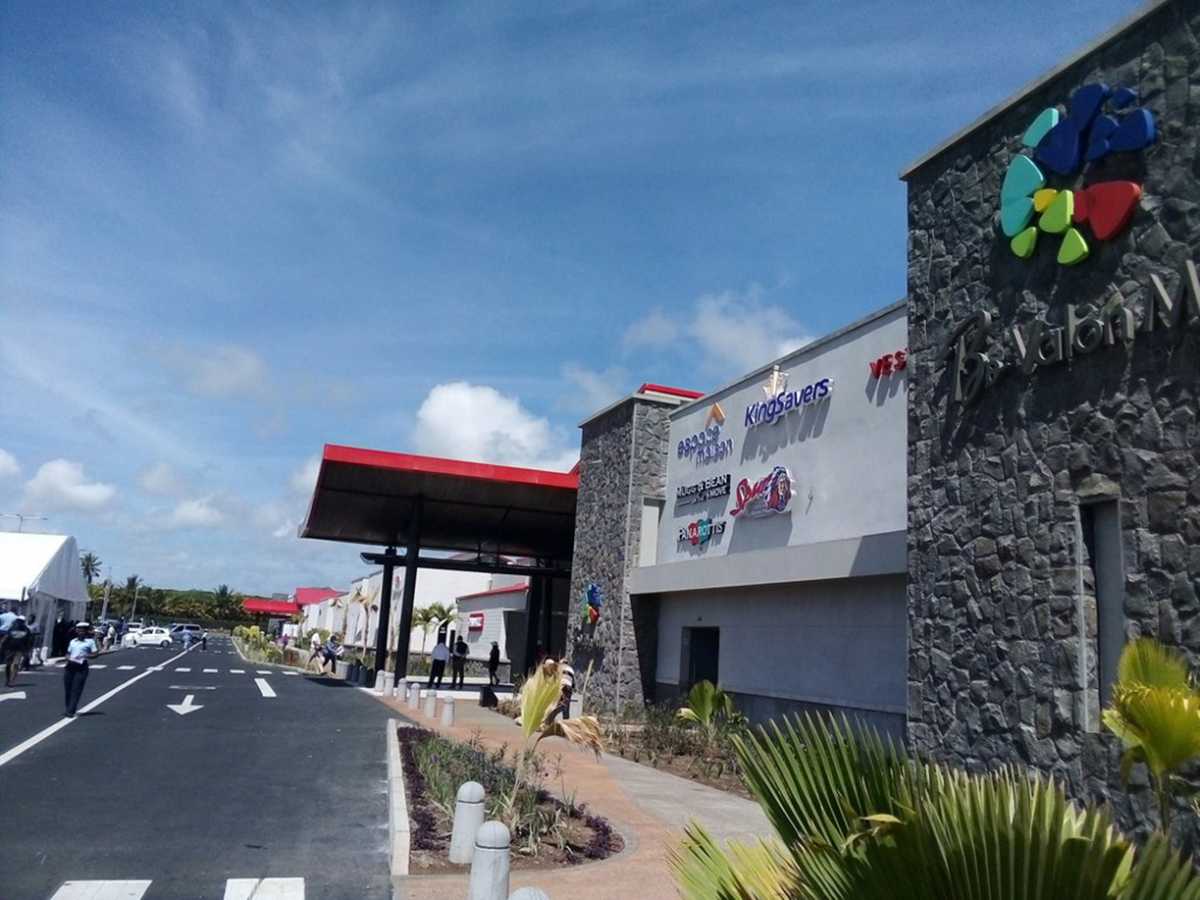 Le groupe Ascencia a également deux nouveaux malls : le So’flo dans le centre de l’île et le Bo’Valon Mall dans le sud-est à proximité de l’aéroport, inauguré fin 2019. - AK
