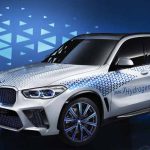La BMW i-Hydrogen Next est un gros SUV animé par un moteur électrique qui est alimenté par une pile à combustible. Commercialisation prévue en 2022.