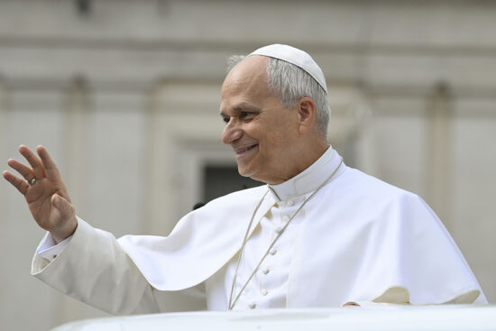 « Magnifique humanité » : Le manifeste social du pape Léon XIV